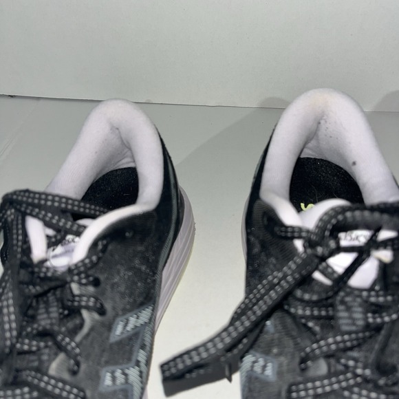 Asics Gel Cumulus 23 Running Women's Size 9 Black Sneakers Shoes 1012A888 - Picture 2 of 6